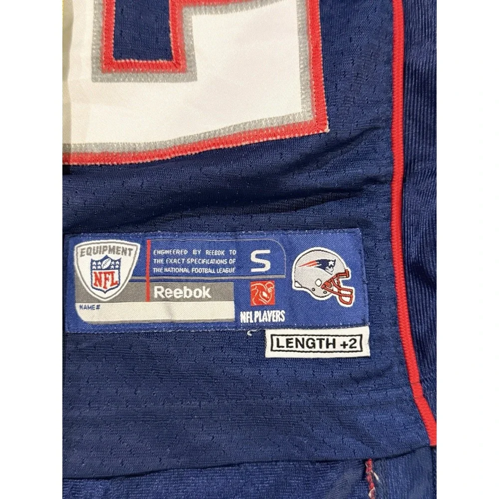 Reebok New England Patriots Tom Brady #12 Stitched Jersey Youth Small 2+ Length